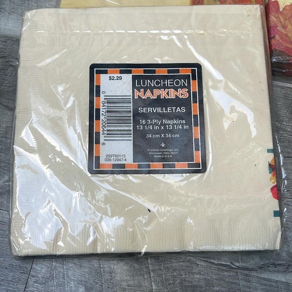 NWT Thanksgiving Paper Goods Bundle - Picture 5 of 16